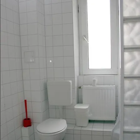 Sleep Cheap Albergue *