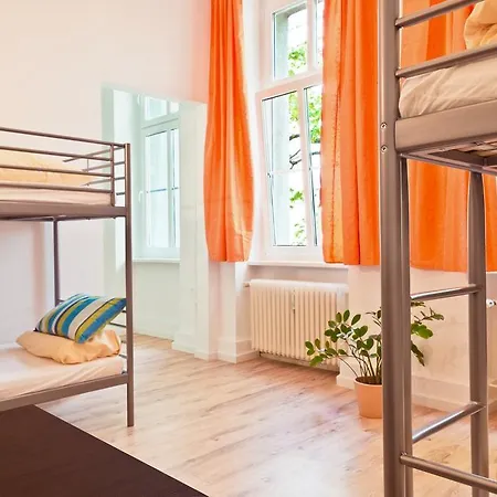 Hostel Sleep Cheap *