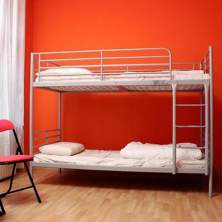 Sleep Cheap Berlin